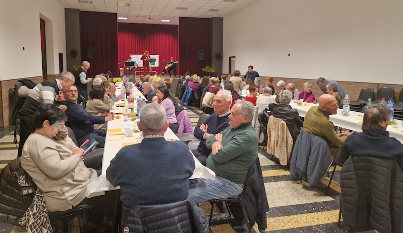 Nibionno_festa_donne00001.jpg (152 KB)