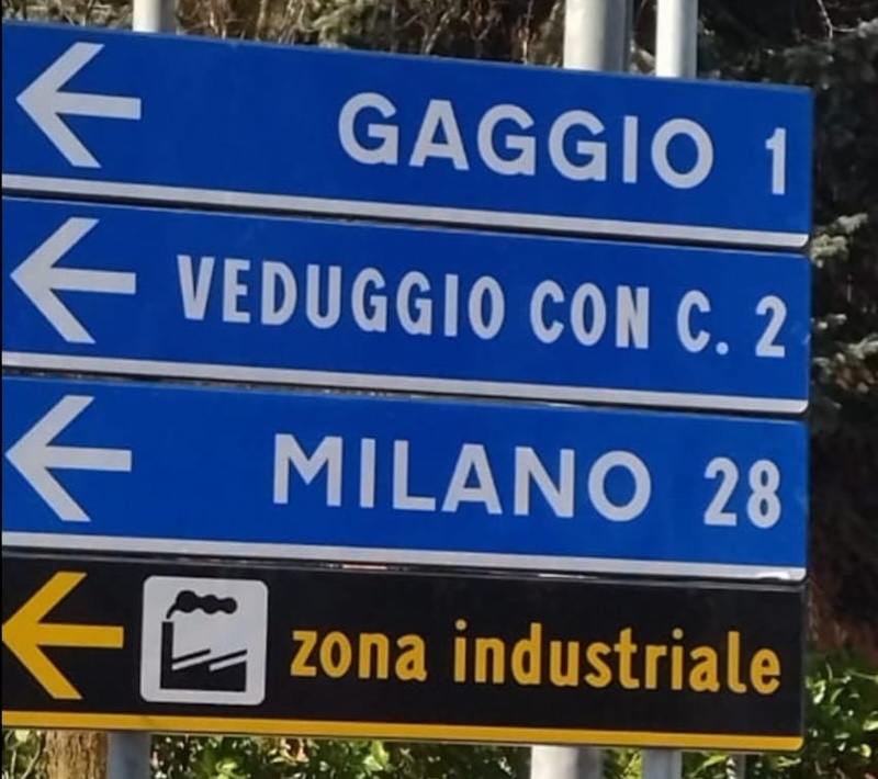 Nibionno_segnaletica00001.JPG (152 KB)