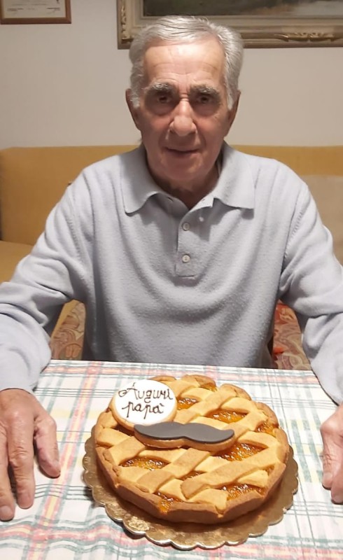caspanirenato1.jpg (82 KB)