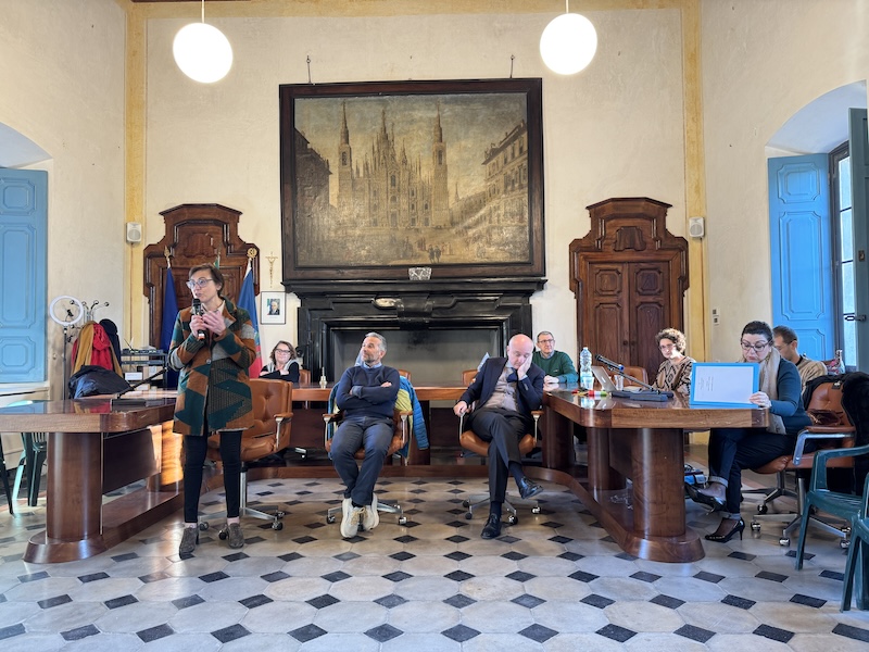 Annone_borse_studio00001.JPG (216 KB)