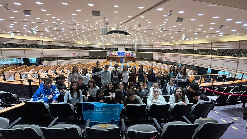 Bachelet_erasmus_UE1.jpg (195 KB)