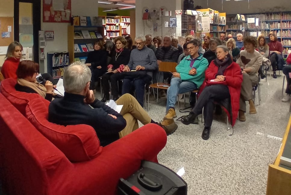 Colle-no_violenza_donne-2025-1.jpg (223 KB)