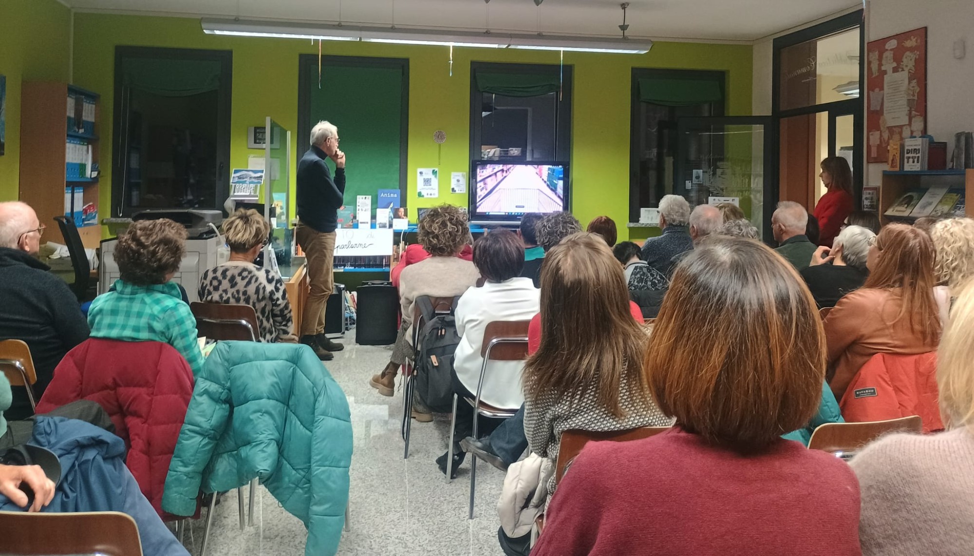 Colle-no_violenza_donne-2025-2.jpg (448 KB)