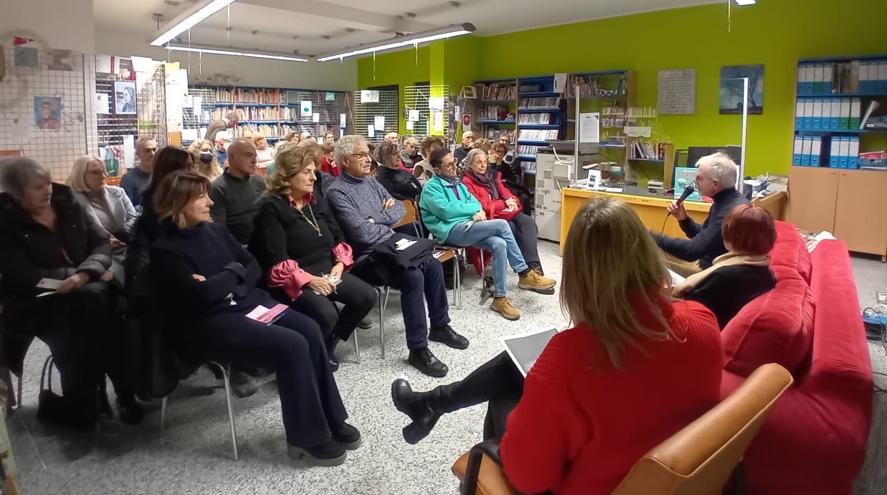 Colle-no_violenza_donne-2025-3.jpg (286 KB)