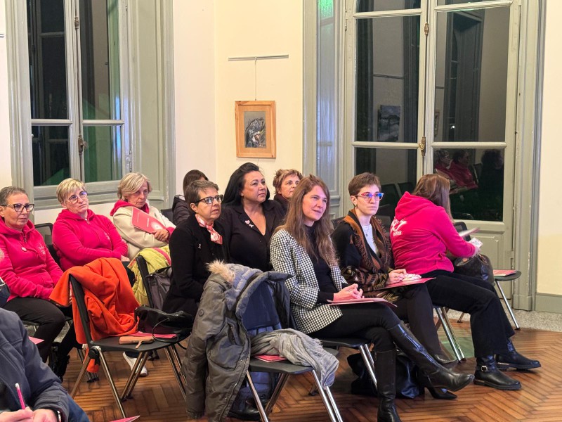 DolzagoIncontroAgatha2.jpg (134 KB)