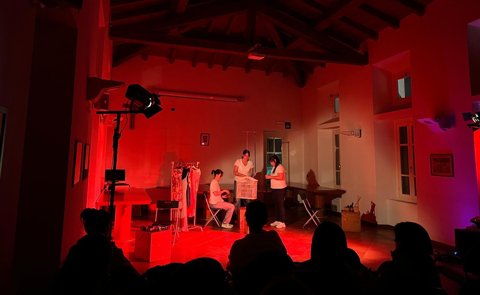 Ello-La_Stessa_Storia-2.jpg (239 KB)