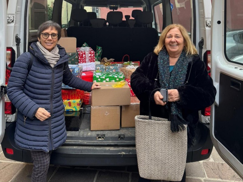 Ello_scatole_del_sorriso_4.JPG (127 KB)