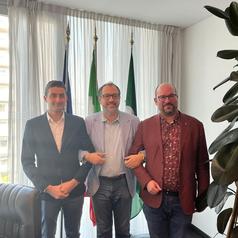 Gilardi-Comazzi-Zamperini.jpg (137 KB)