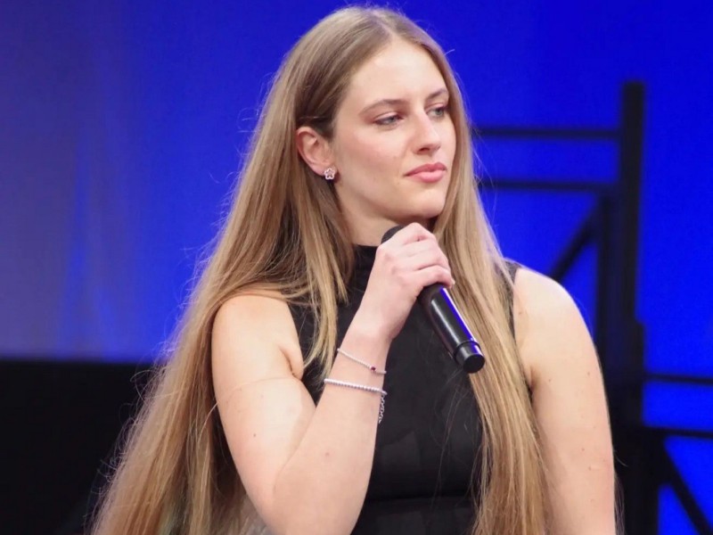 Missaglia_LauraBrivio.JPG (71 KB)