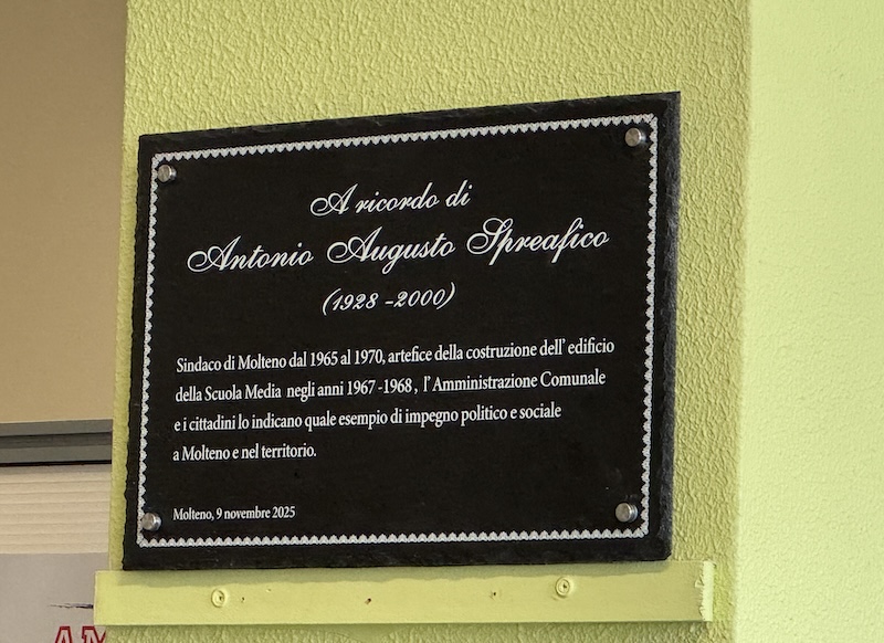 Molteno_spreafico00003.JPG (193 KB)