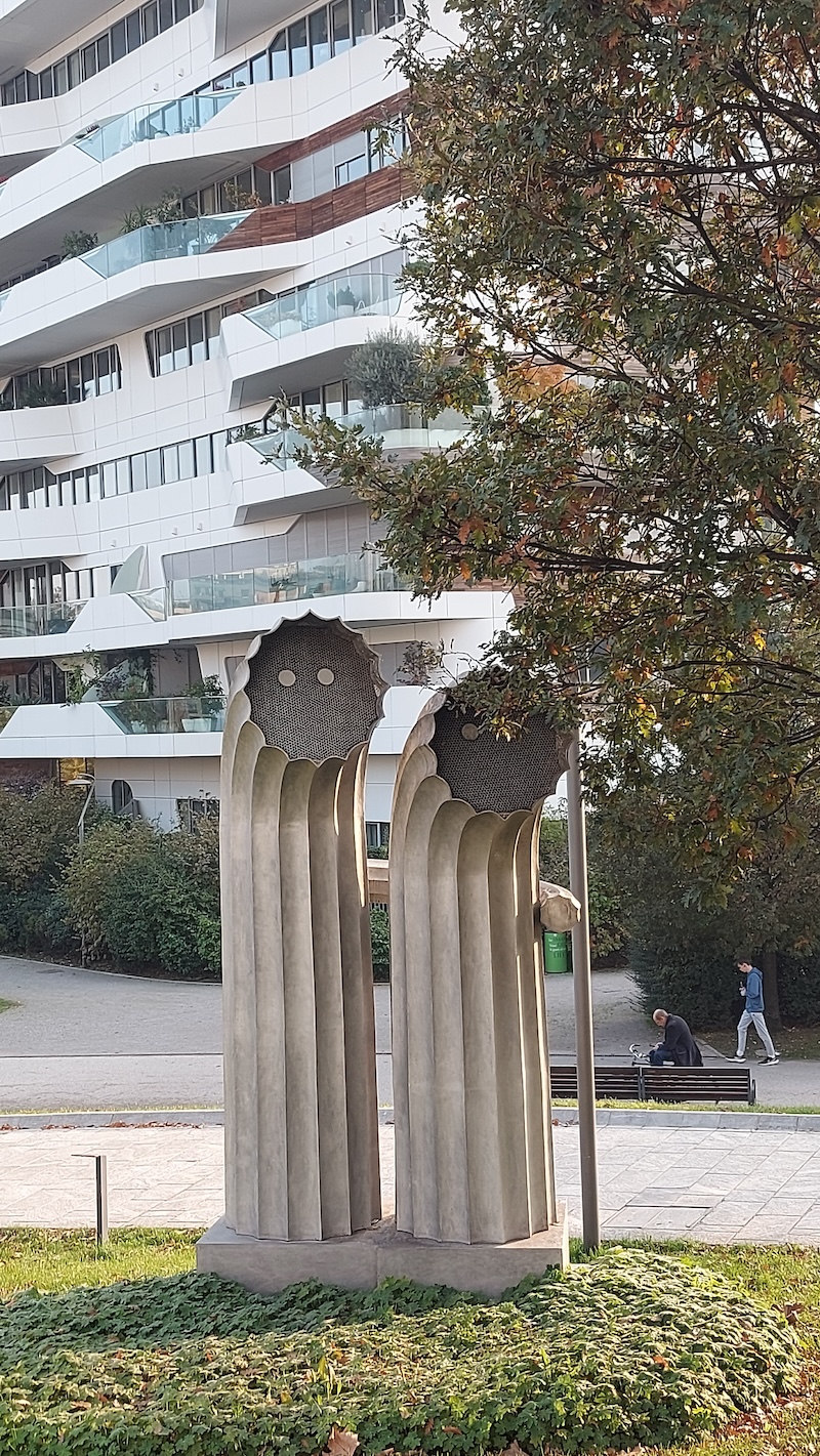 Sirone_city_life00001.jpg (729 KB)