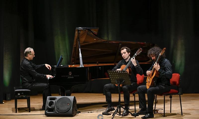 Trio_Rospigliosi__1_.jpg (99 KB)