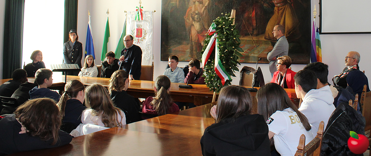 casate4nov12.jpg (331 KB)