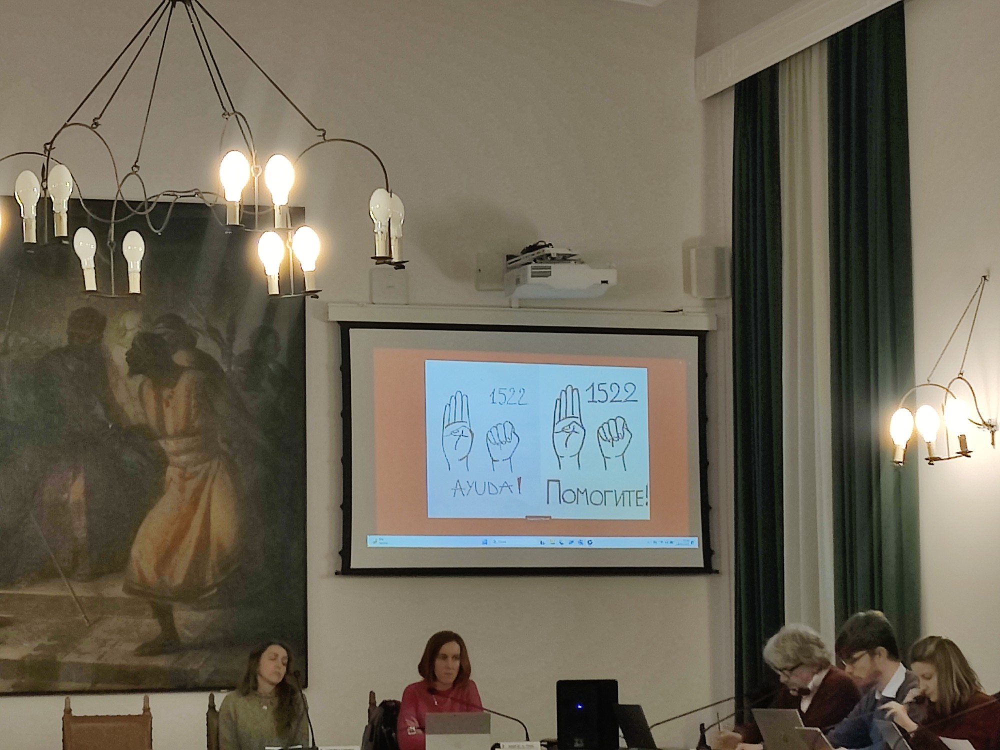 casatenovo_cc_donne__2_.jpg (417 KB)