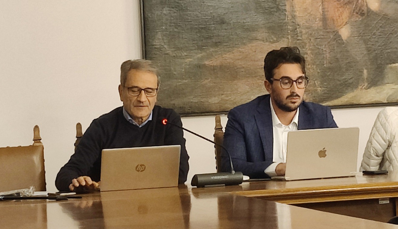 casatenovoassemblea__1_.jpg (485 KB)