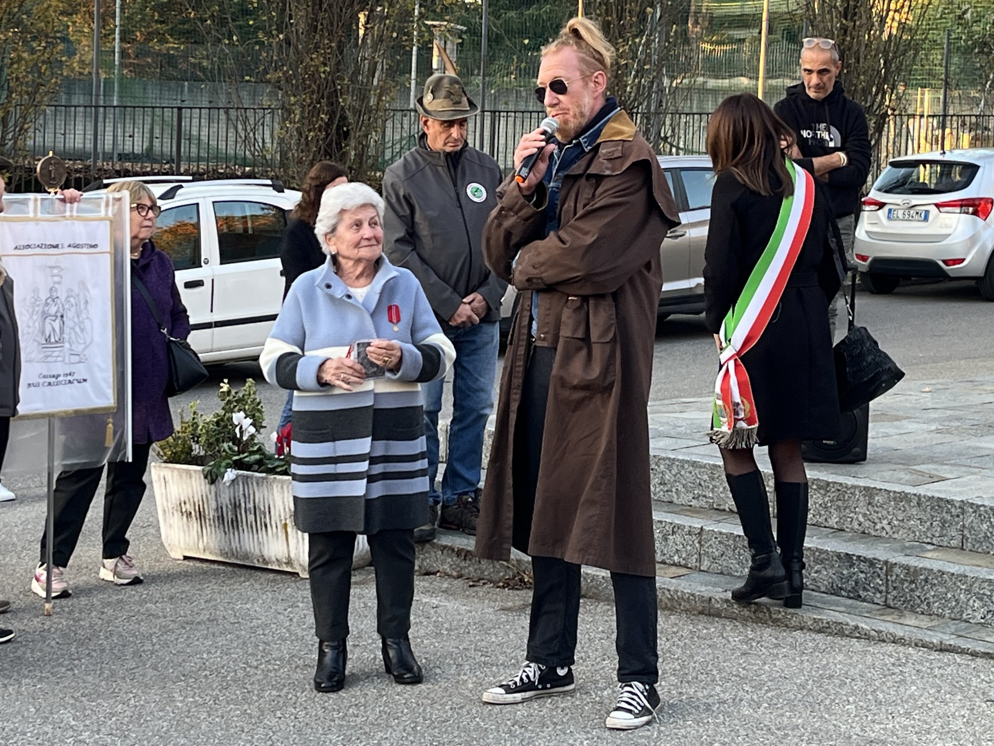 cassago4novembre__22_.jpg (743 KB)