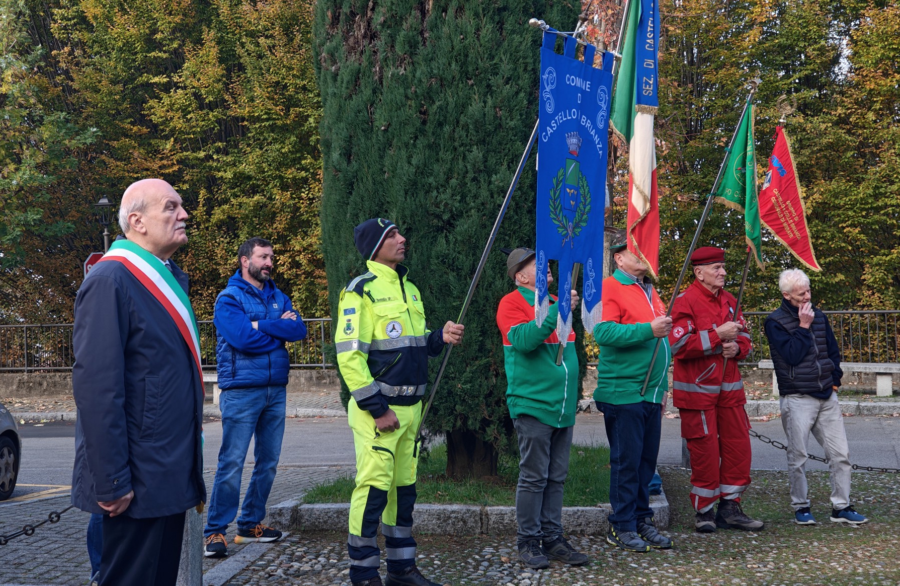 castello_borsestudio__16_.jpg (1.73 MB)