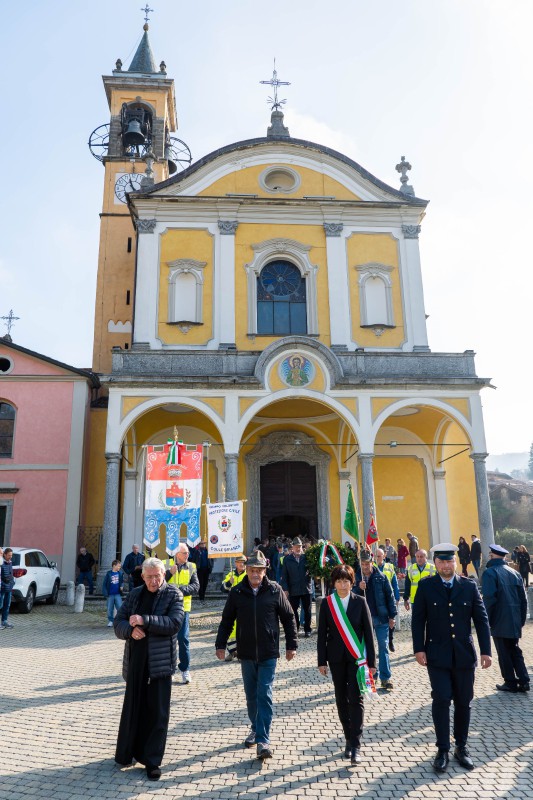 colle4nov__2_.jpeg (122 KB)