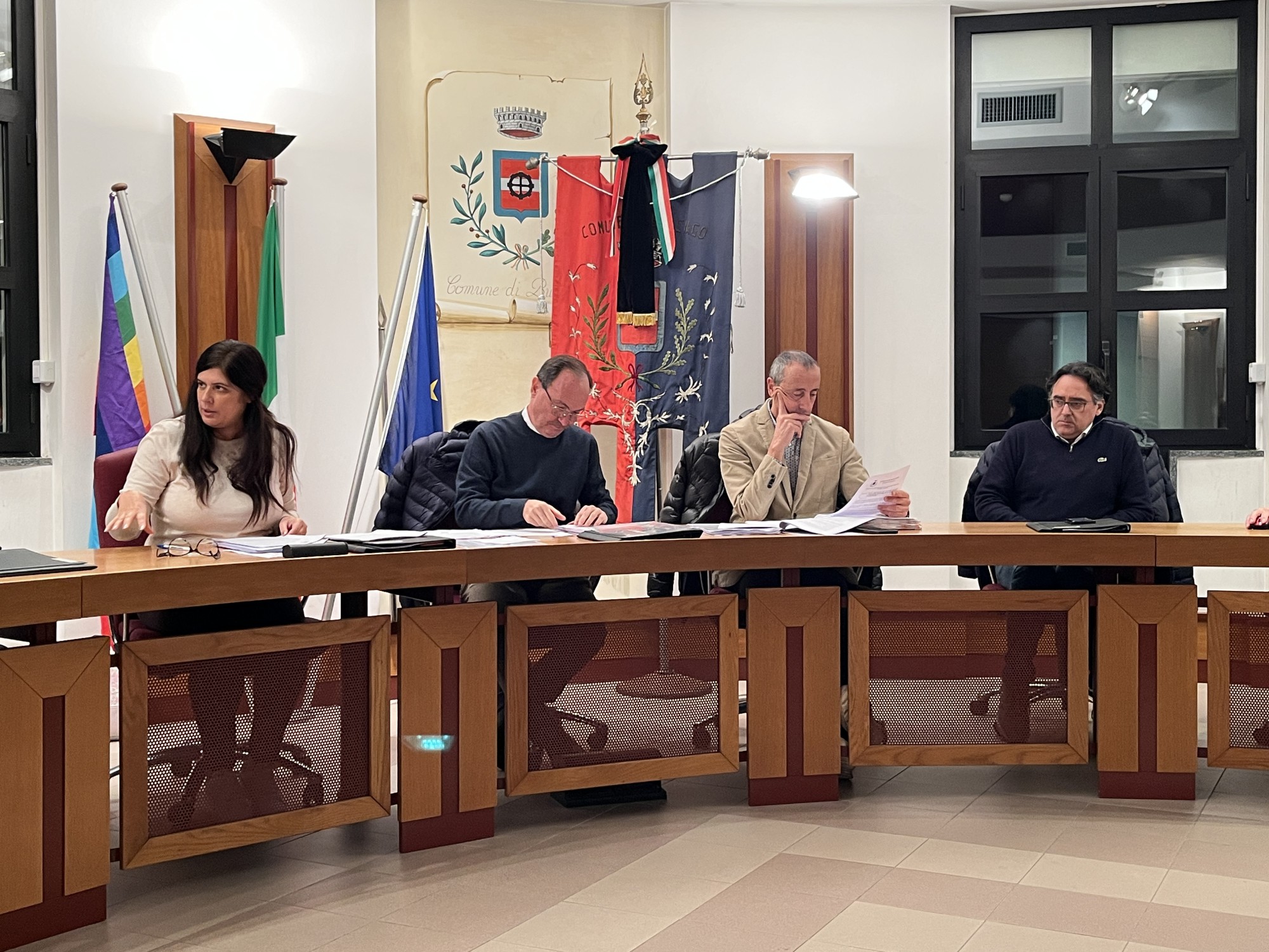 consiglio_comunale-Bulciago-2.JPG (629 KB)