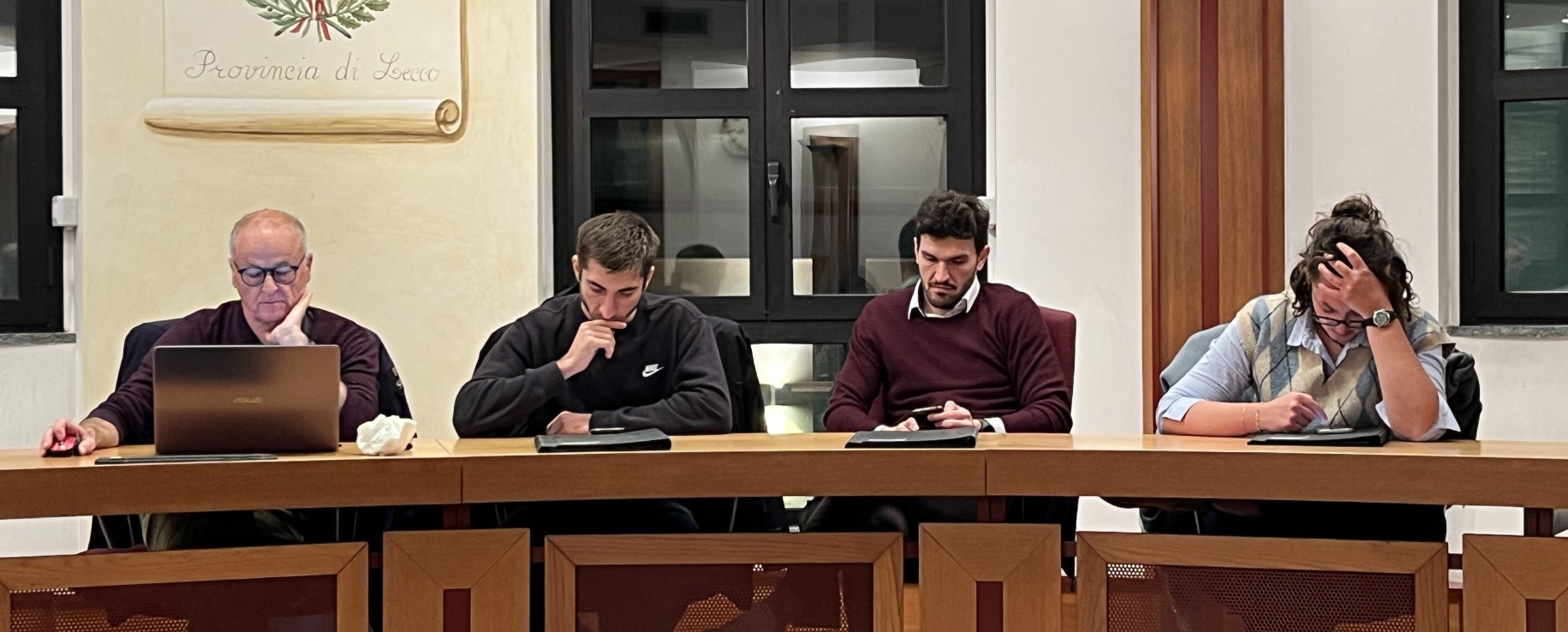 consiglio_comunale-Bulciago-3.JPG (601 KB)