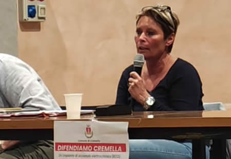 cremellabess-pr.jpg (16 KB)