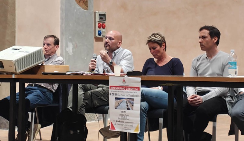 cremellabess_1.jpg (75 KB)