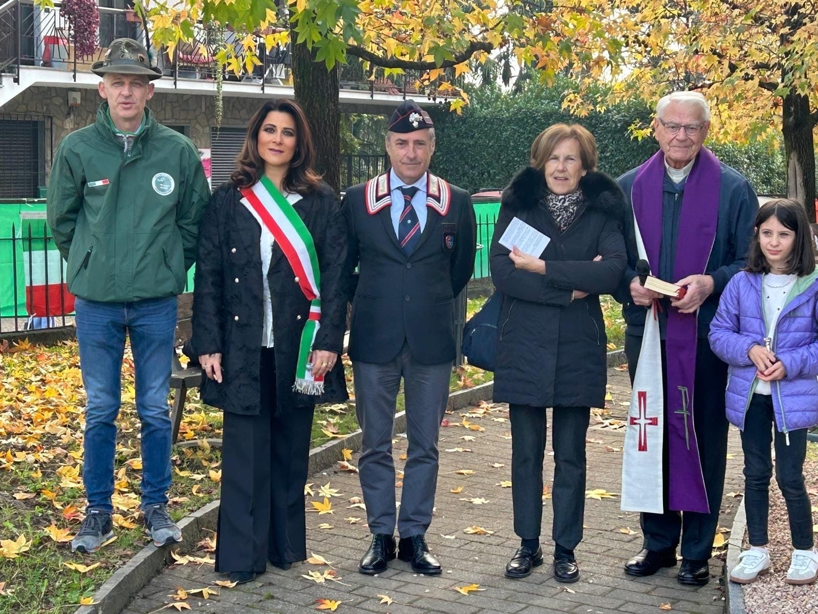 ea03bd28-0d5a-488f-9cd9-e3484fccfa54.jpeg (483 KB)