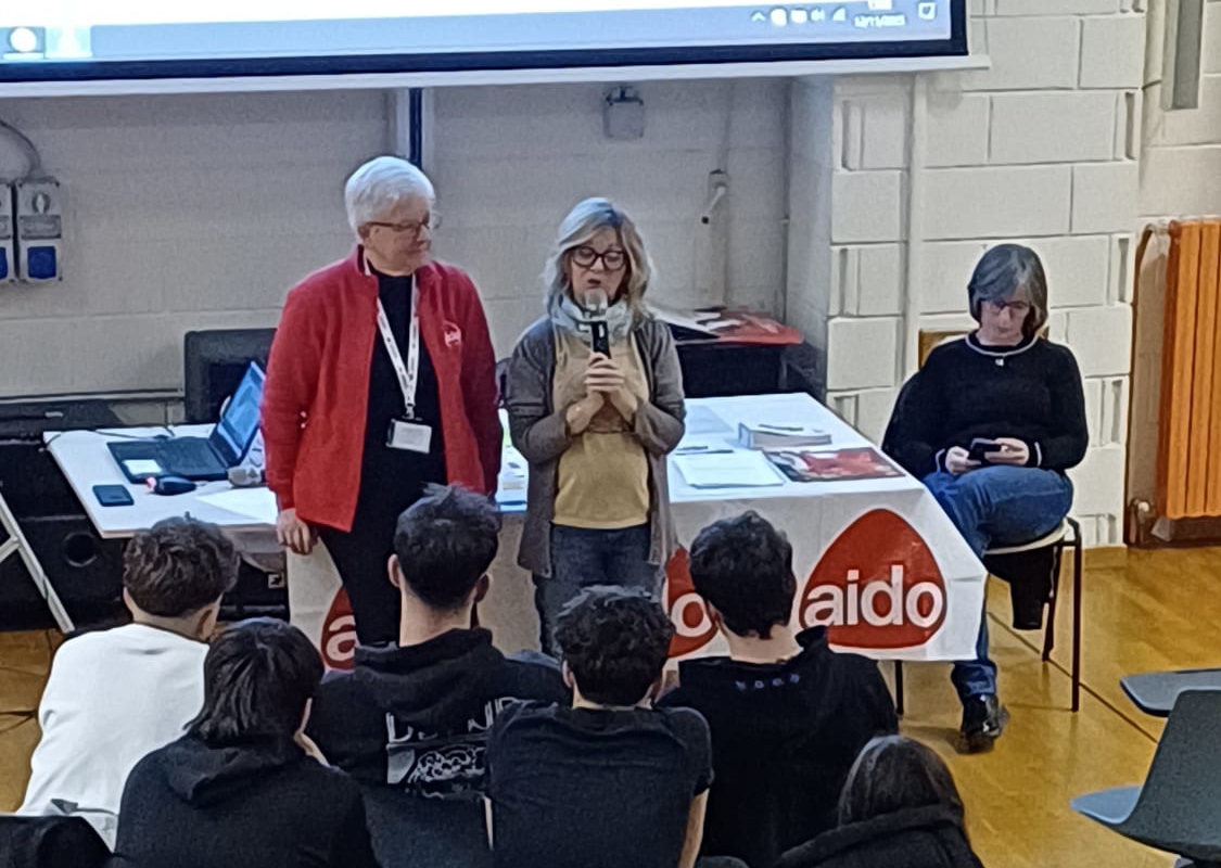 greppiaido1.jpg (403 KB)