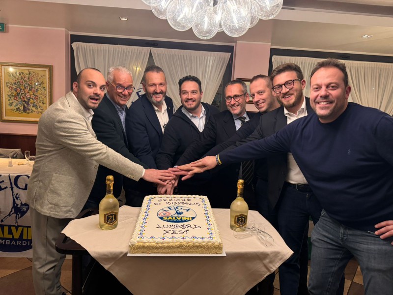 legacena1.jpg (114 KB)