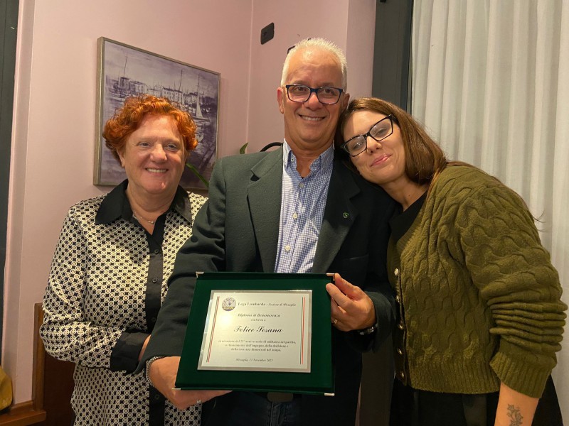 legacena3.jpg (120 KB)