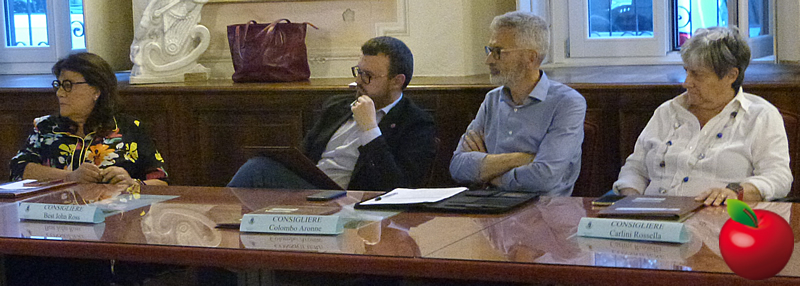 monticellocc_2.jpg (220 KB)