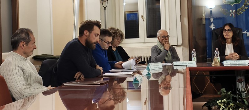 monticelloconsiglio8.jpg (66 KB)