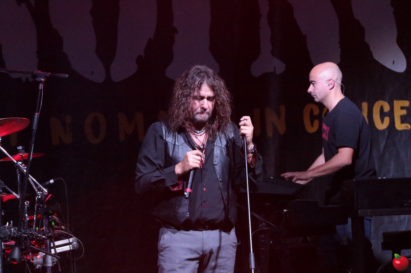 nomadiserata0009.jpg (192 KB)