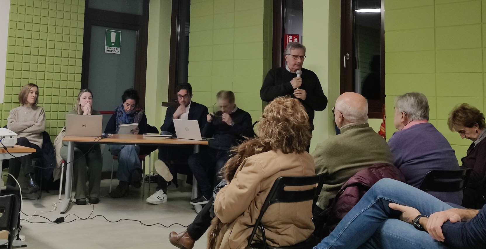 rogoredoassemblea__7_.jpg (746 KB)