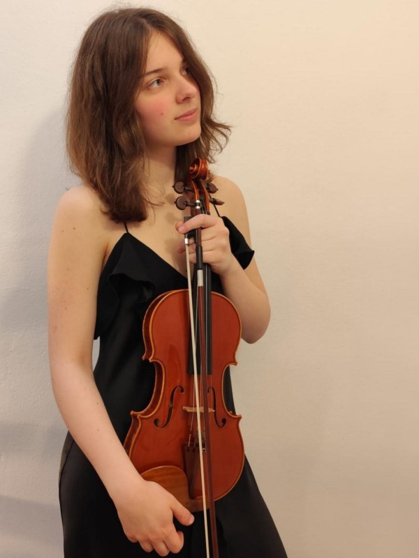 Arianna_Bandera_violino.jpg (61 KB)