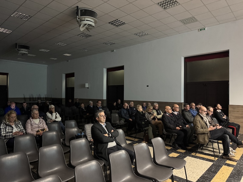 Nibionno_sicurezza00002.JPG (169 KB)