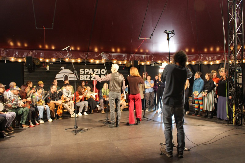 casate_cantopalestina1.jpg (109 KB)