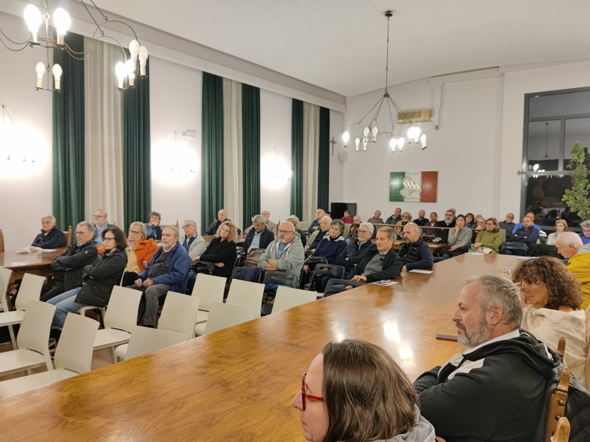 casatenovo_cer__10_.jpg (483 KB)