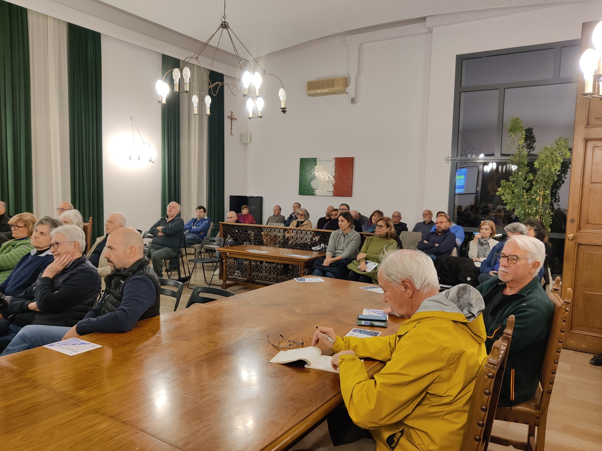 casatenovo_cer__6_.jpg (529 KB)