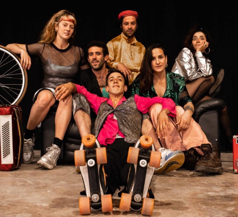 circobottoni1.jpg (140 KB)