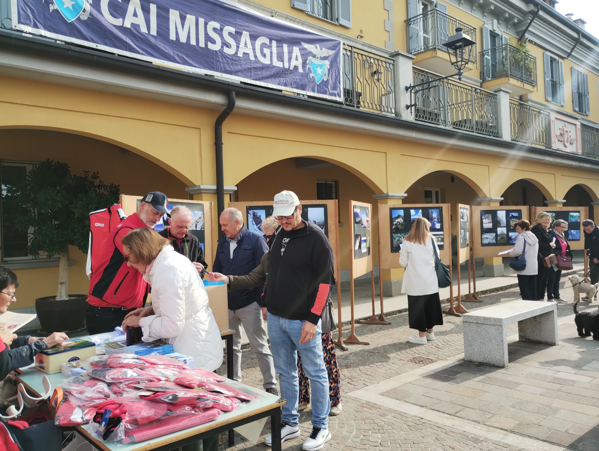 missagliacai_festa__1_.jpg (700 KB)
