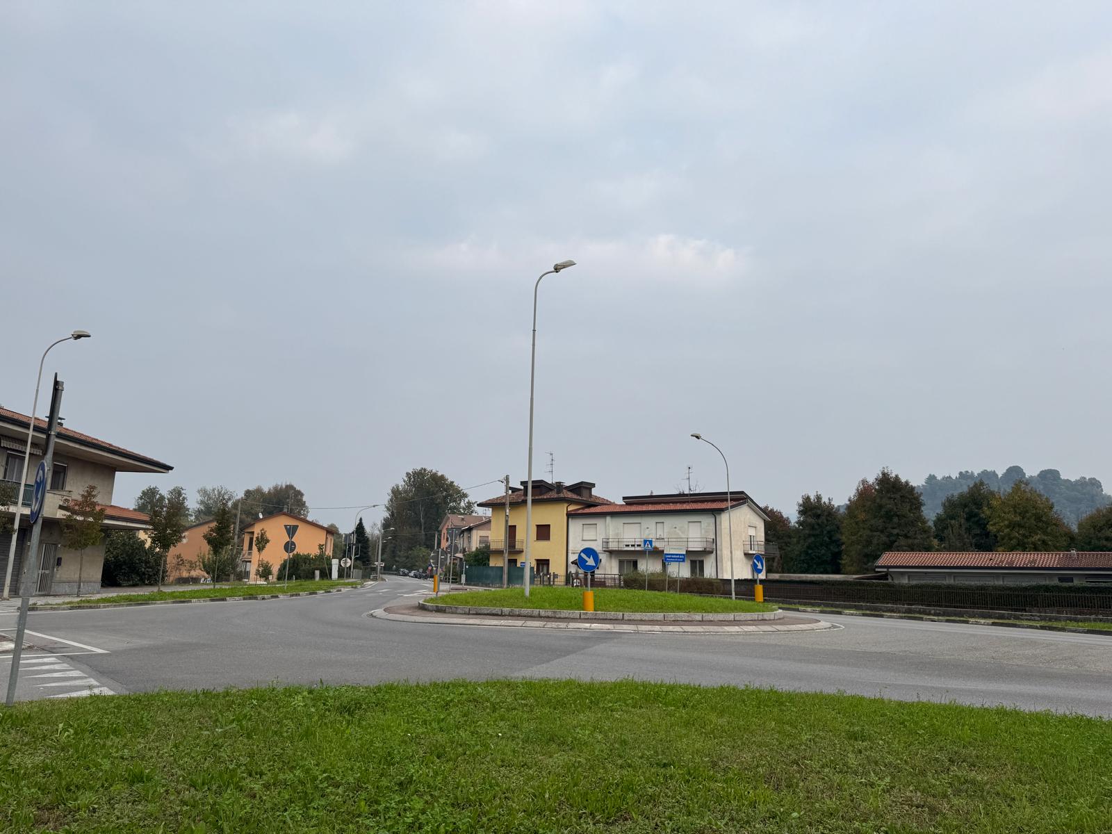 moltenotangenzialina__1_.jpeg (189 KB)