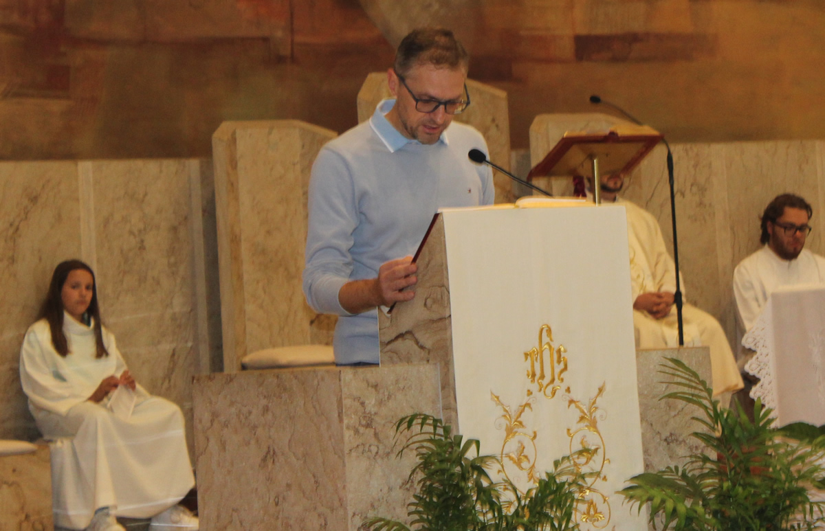 valapertafesta13.jpg (291 KB)