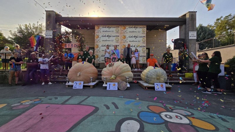 Casatenovo_festa_della_zucca_20.JPG (105 KB)