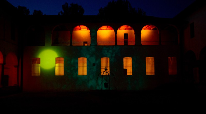 Monastero_della_Misericordia_a_Missaglia_l_ultima_luna_d_estate_ph_Maurizio_Anderlini.jpg (37 KB)