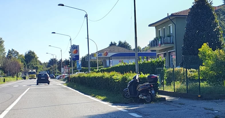 monticelloscooter1.jpg (74 KB)