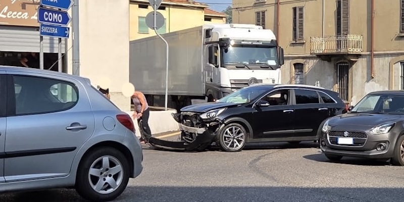 Calco_incidente_rotondaPRIMA.jpeg (129 KB)