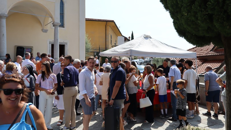 Cesana_inaugurazionecampanile-2.JPG (100 KB)