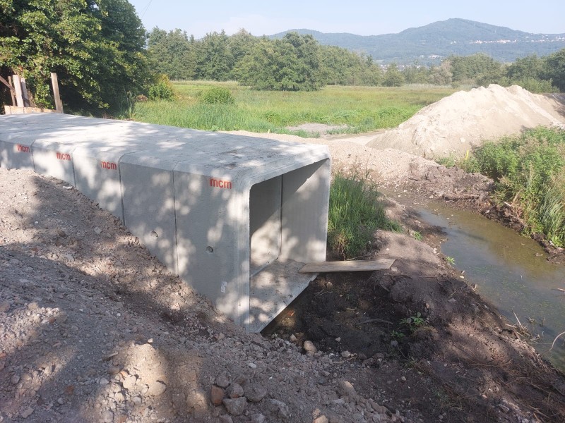 Gandaloglio_cantiere_pista_vasca_di_laminazione_Gandaloglio_confine_con_Sirone_6.jpg (162 KB)