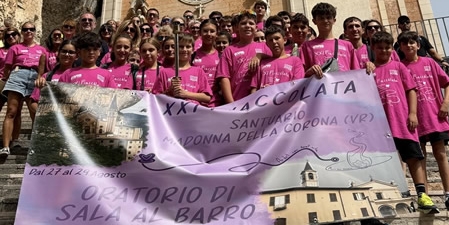 arriviofiaccolatasalaPR.jpg (95 KB)